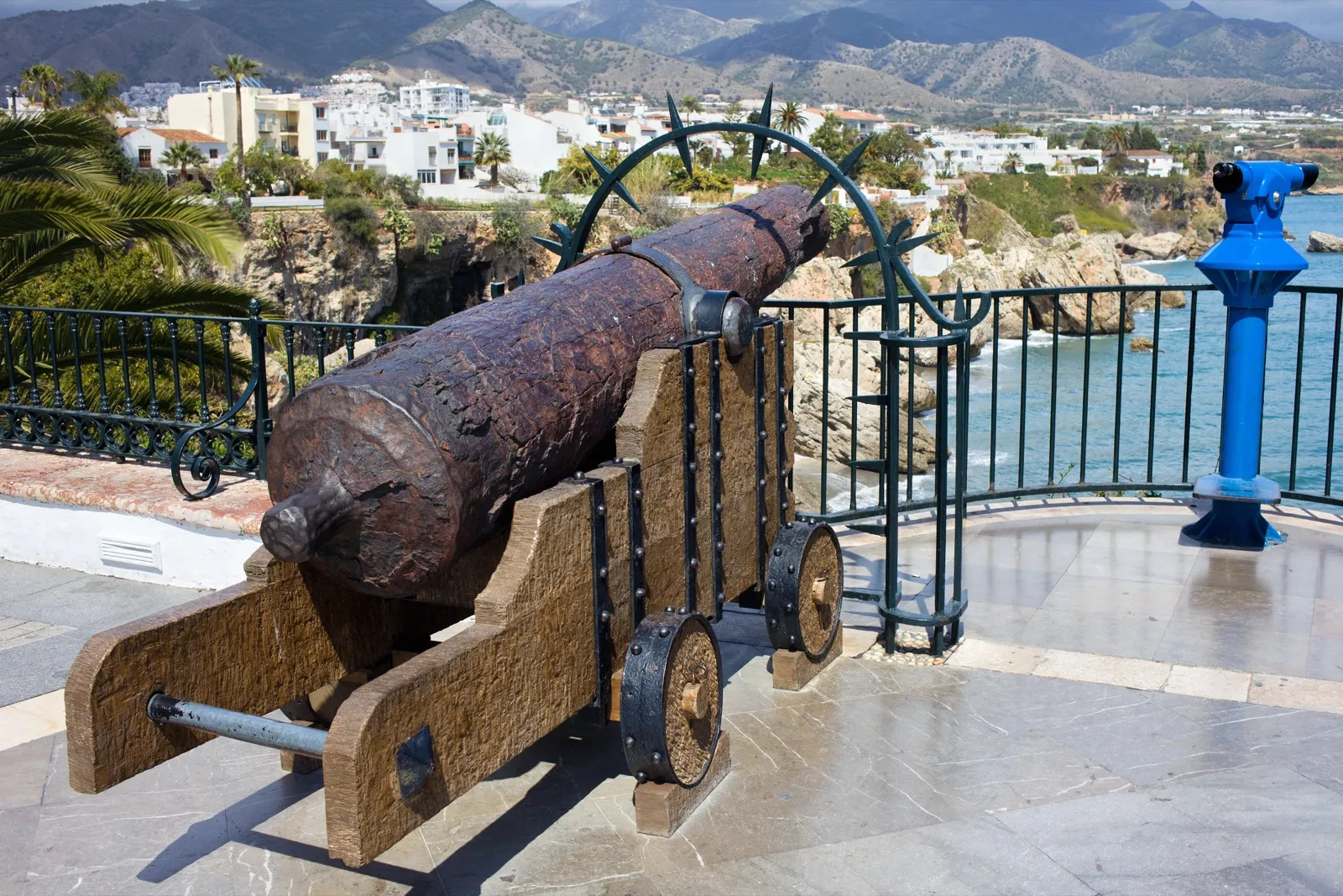The Balcón de Europa viewpoint over the sea in Nerja